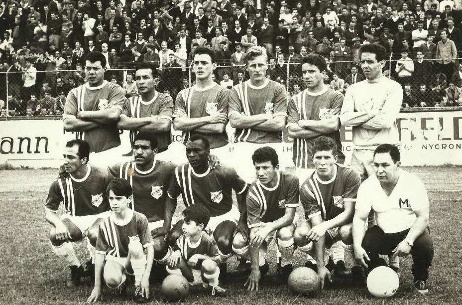 Foto Histórica – Esporte Clube Água Verde (Curitiba – PR) – 1967 – Arquivos de Futebol do Brasil